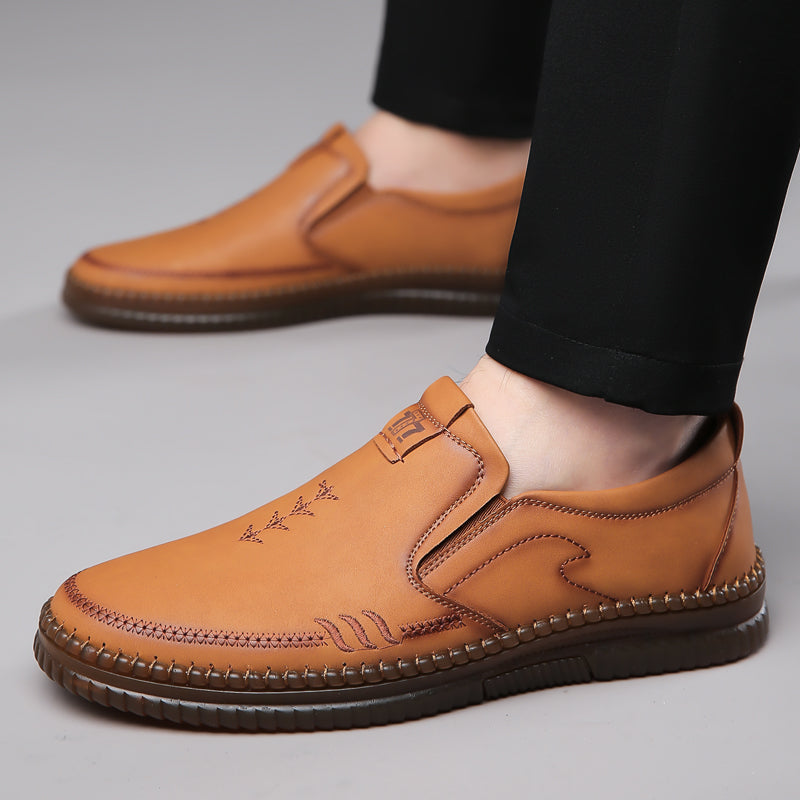 Non-slip cowhide sole casual shoes