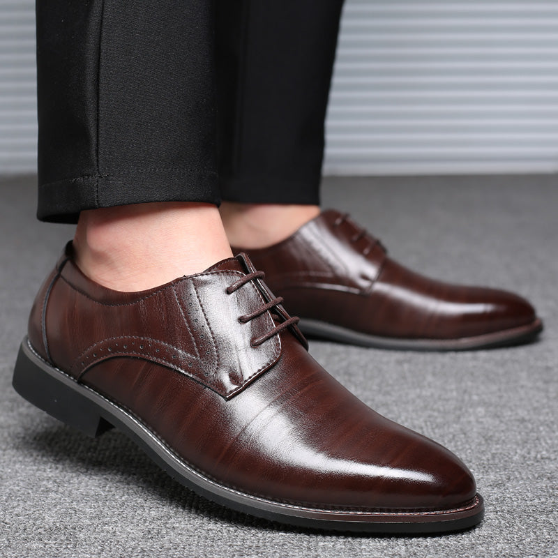 Fashionable plus size men's shoes